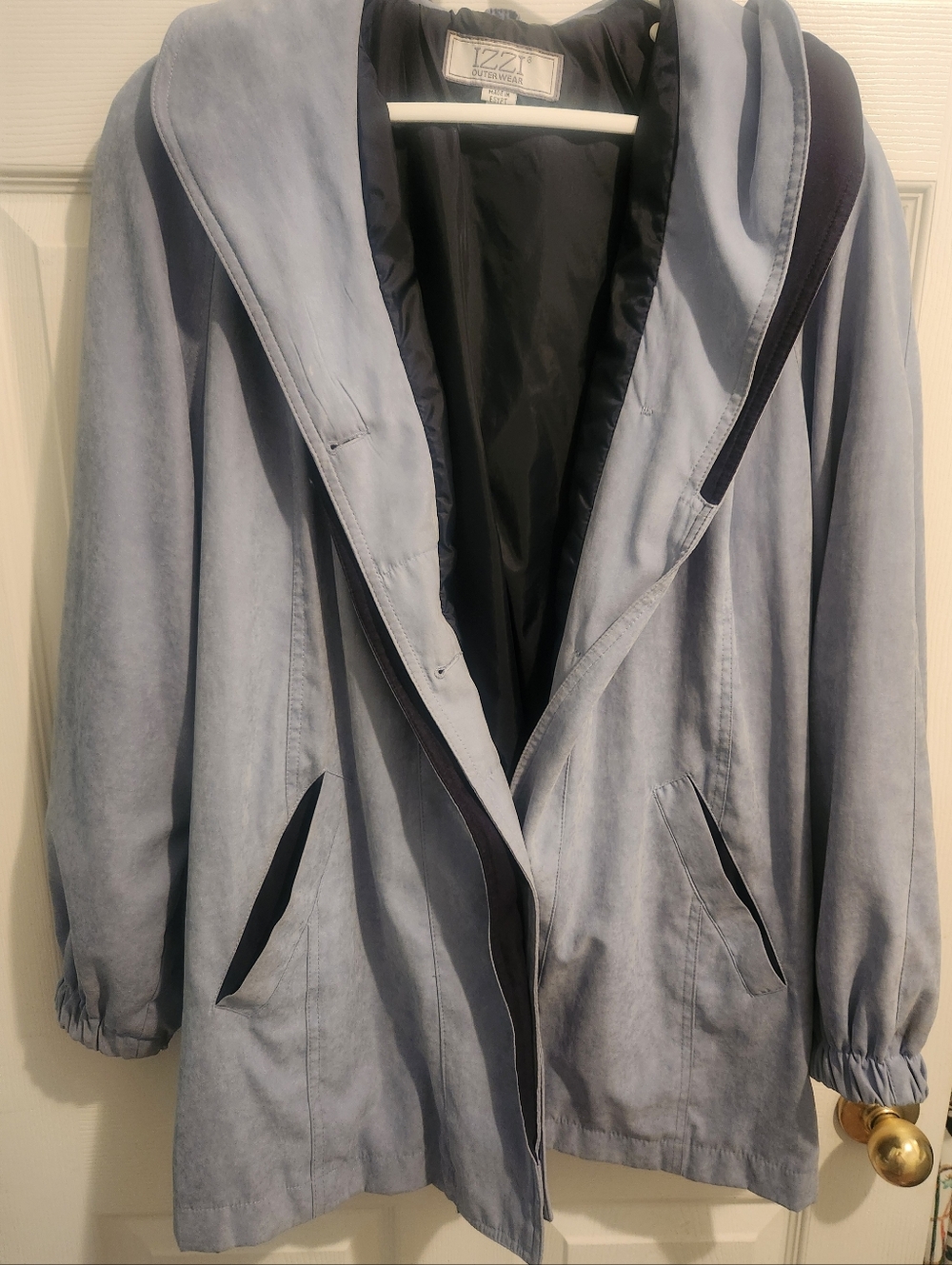 Hey, Nice Jacket Vtg Izzi Powder Blue and Navy Jacket